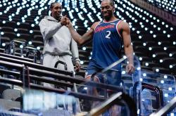 pg模拟器试玩洛杉矶快船迎NBA常规赛关键赛；冲刺阶段回应争议；底气十足；控场能力受关注的简单介绍